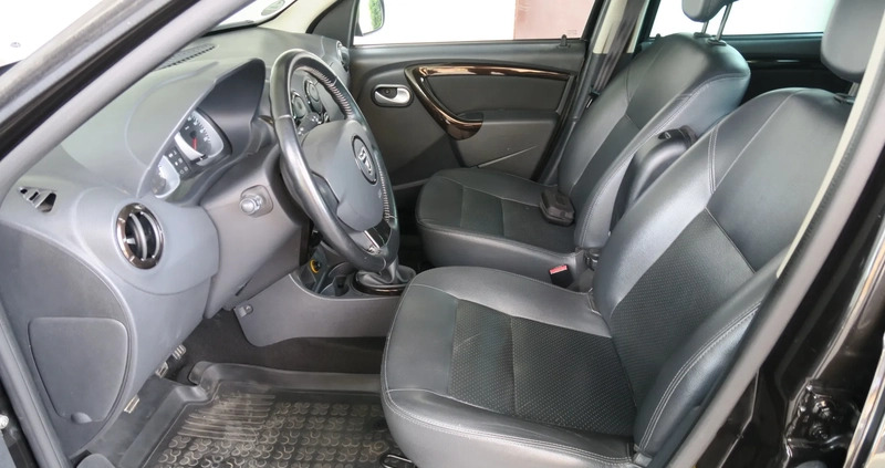 Dacia Duster cena 28900 przebieg: 162000, rok produkcji 2011 z Wolbrom małe 172